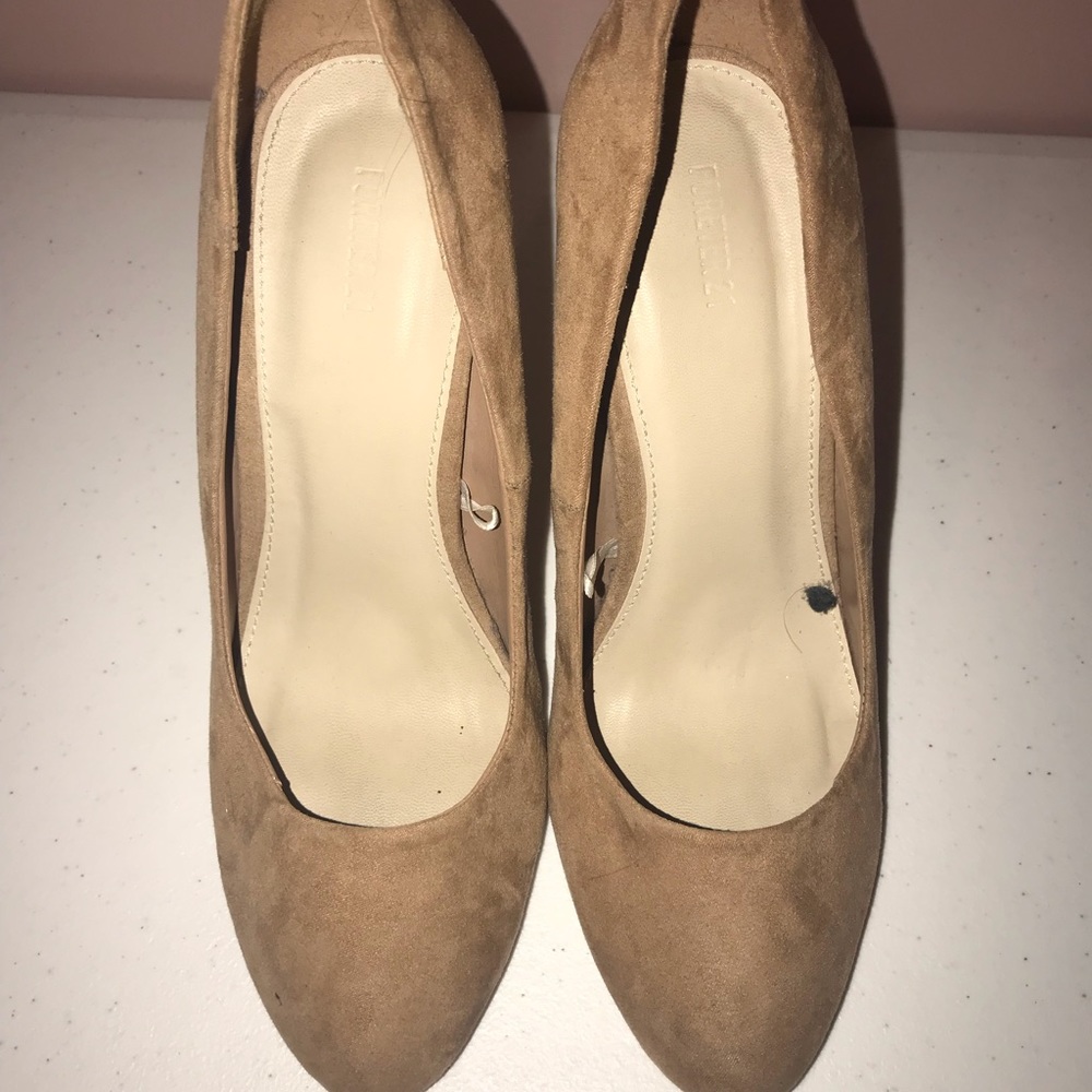 Forever 21 shoes beige High heels